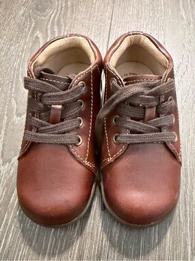 Stride Rite Brown Leather Toddler Lace-Up Shoes